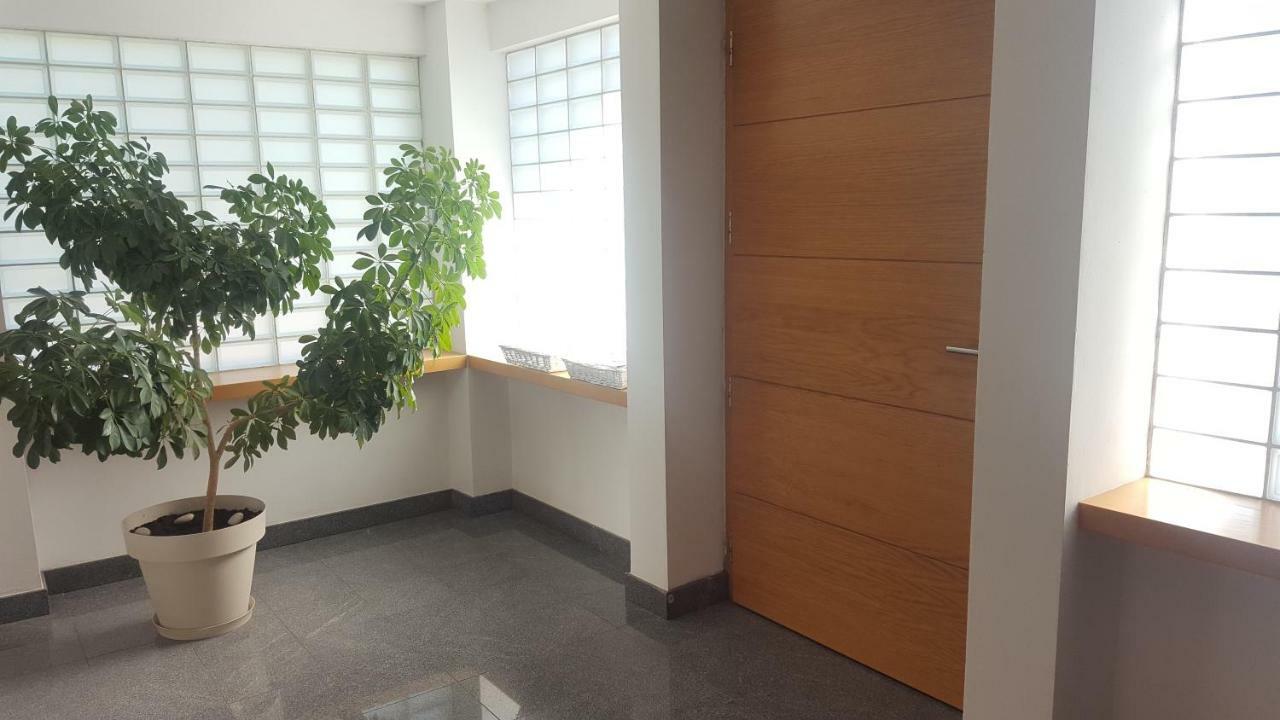 Studio Tara With Balcony Μπλεντ Εξωτερικό φωτογραφία